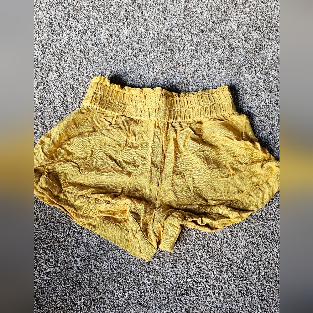 O'Neill High Waist Yellow Shorts